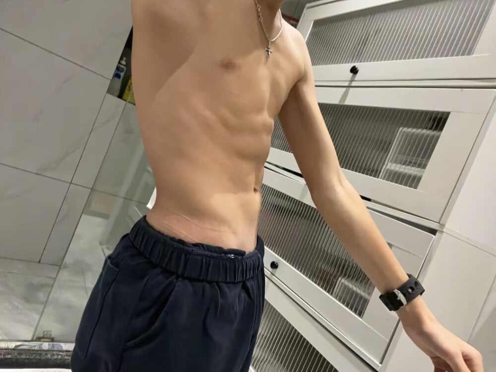 aldenjun 離線 XXX 聊天