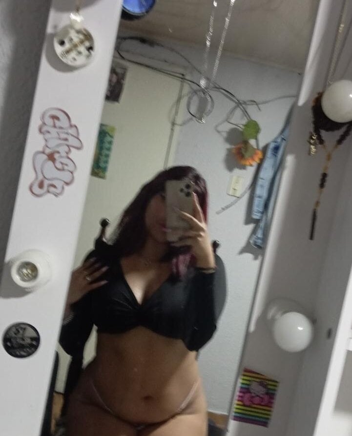 kittyfoxcs from stripchat