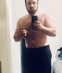 Leakers696's webcam live show