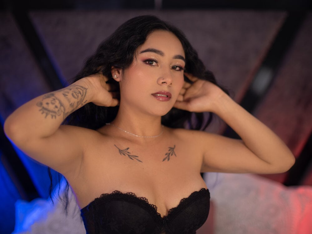 stripchat anaiaclarck webcam profile pic via livesexbbwcams.com