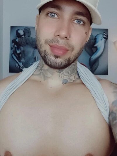 Cumming_soon_ - Stripchat Boy 