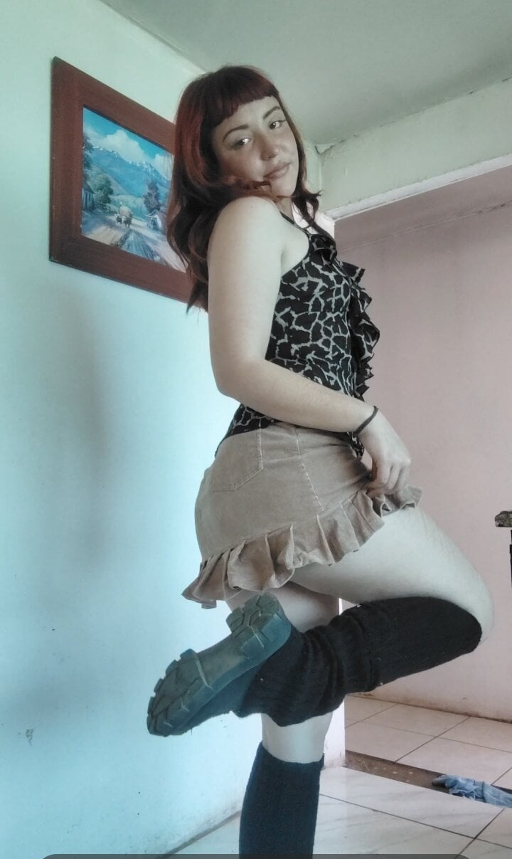 stripchat marina0000__ webcam profile pic via 6livesex.com