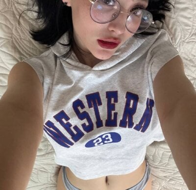 sua_hong on StripChat