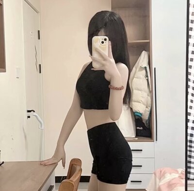 Nini-baby 🎤 naked cam