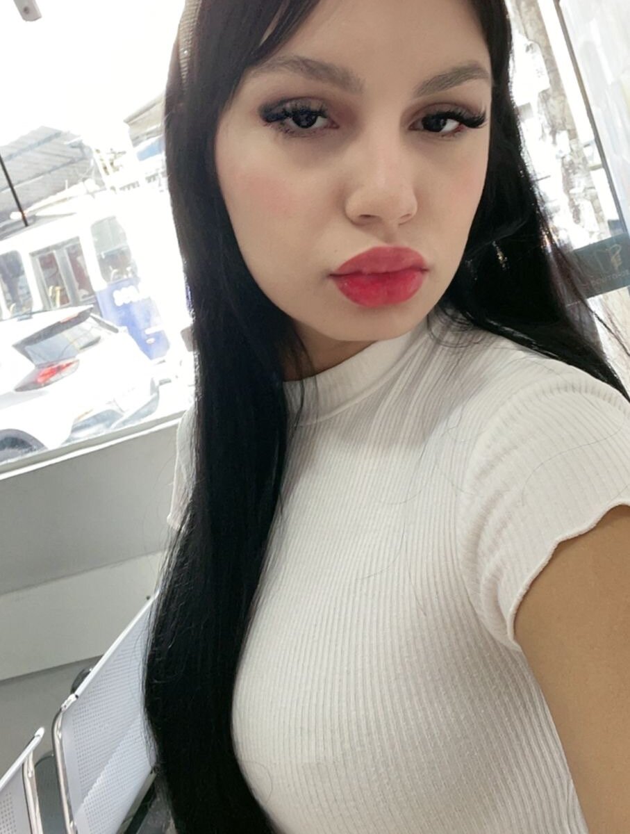 Amanda mancini cam model profile stripchat