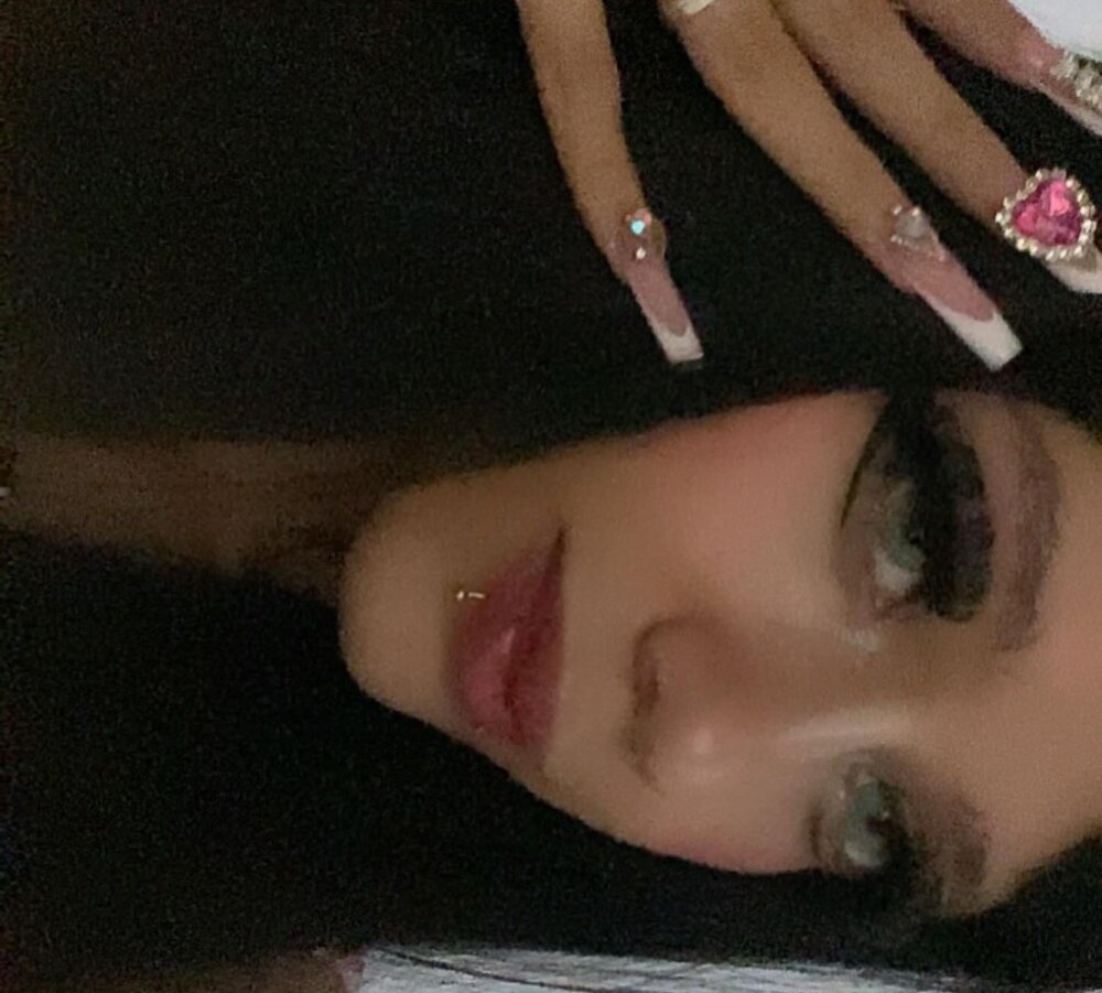 Molliellie_ profile