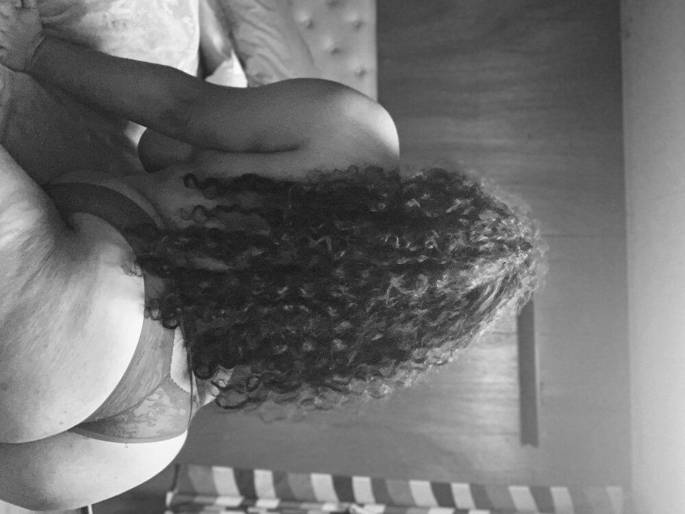 myliveeroticcams.com blessedbybliss livesex profile in other cams