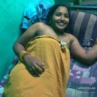 Telugu_sexy_queen143's Offline XXX Chat