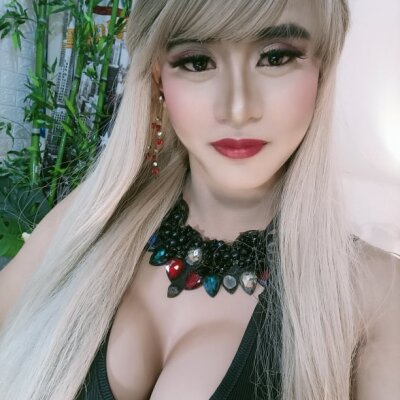 UrSweetKatCakes private show