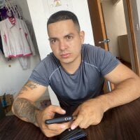 some3bisex's Offline Chat Room