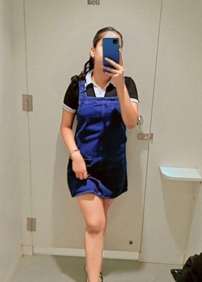 manvi_malhotra from stripchat