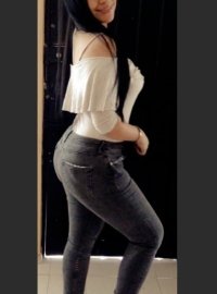 ADELEROGERS অফলাইন চ্যাট রুম