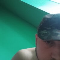 capoloveu's webcam live show