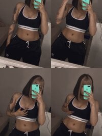 Ana_Cooper_'s Offline Chat Room