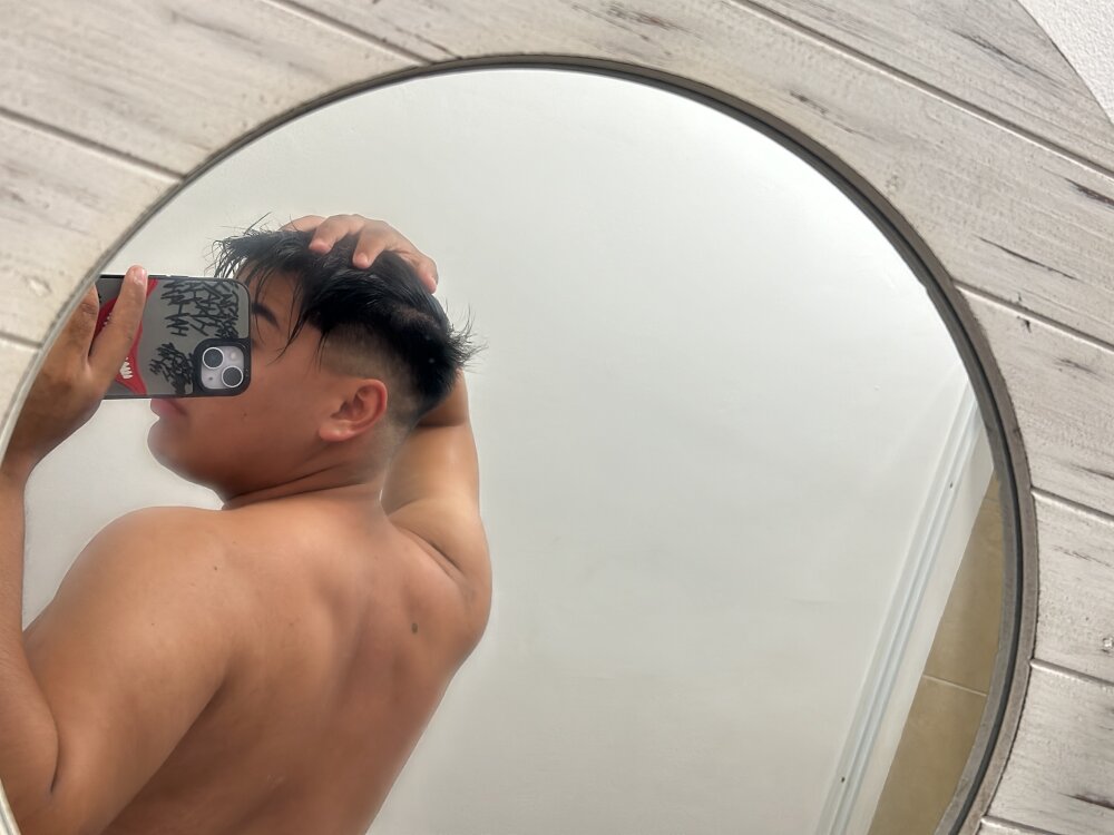 Pepinillo439's Offline XXX Chat