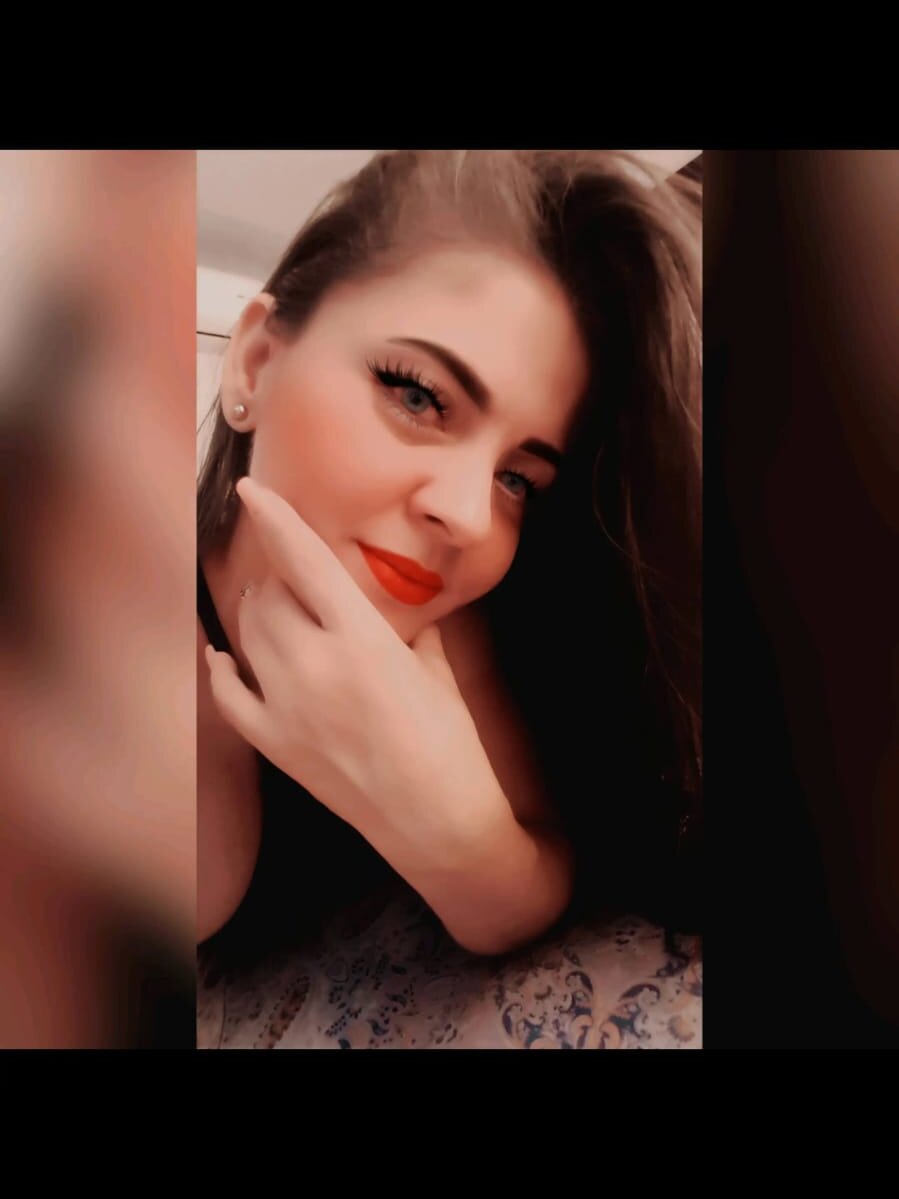 glamcambabes.com ana_victoria1 livesex profile in hazel-eyes cams