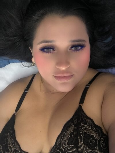 Kerly_Doll Female Interactivetoys Online Cam Striptease