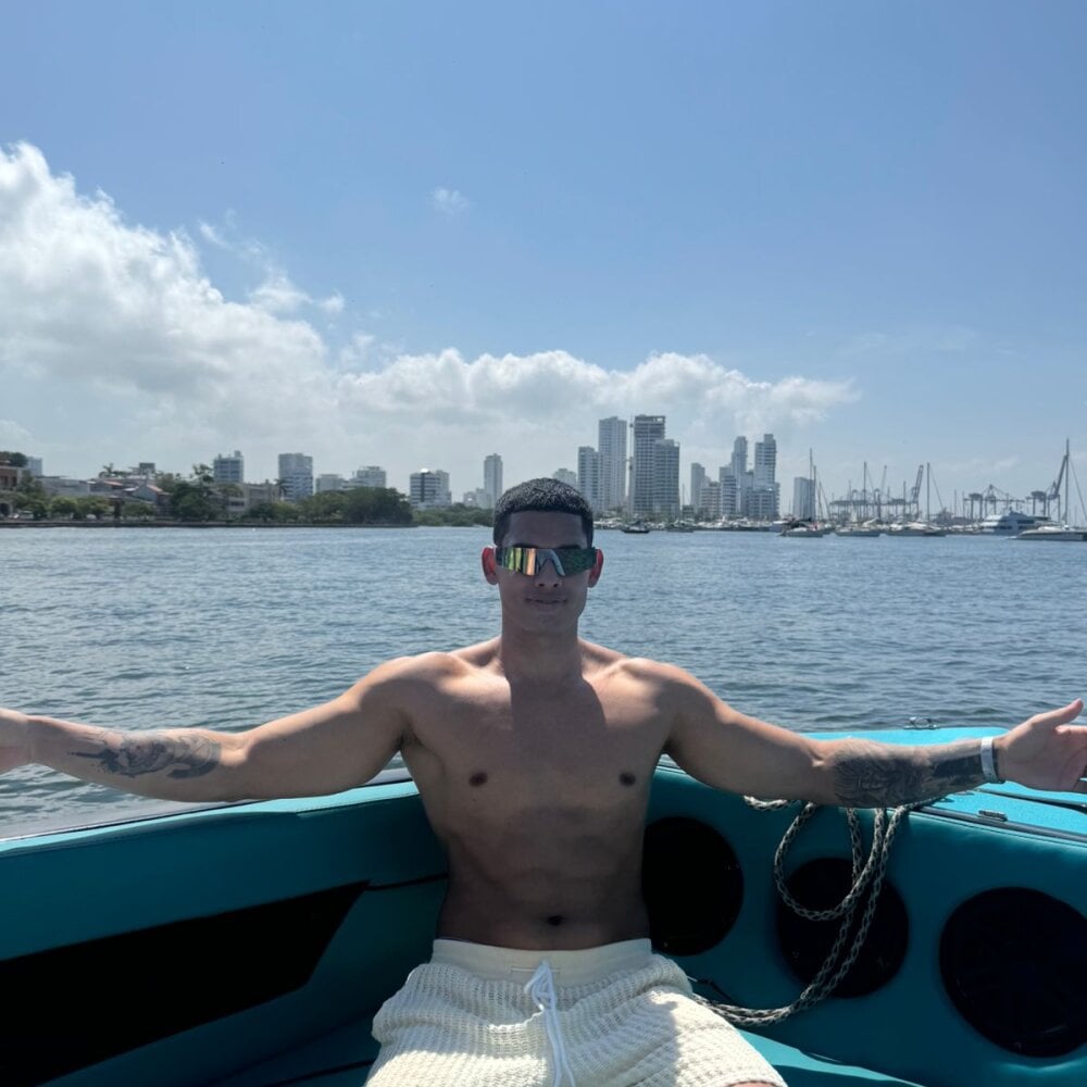 aquiles_hot profile
