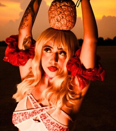 Kiaraglam2 - Stripchat Best Cam2cam Dildo Girl