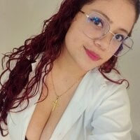 ambar72_b_'s Live Sex Cam Show