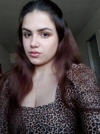 Debbiefire69's Offline Chat Room