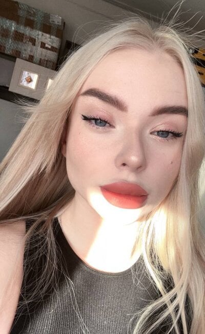 PeaceEmily Female Hd Live Webcam Nude