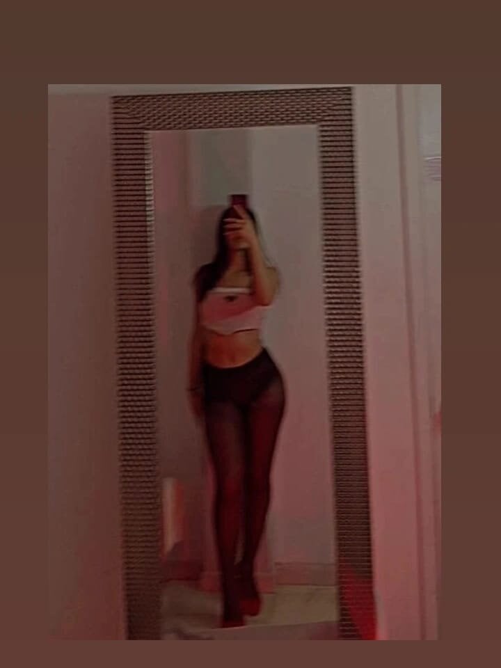 vanesa_xxxhot from stripchat