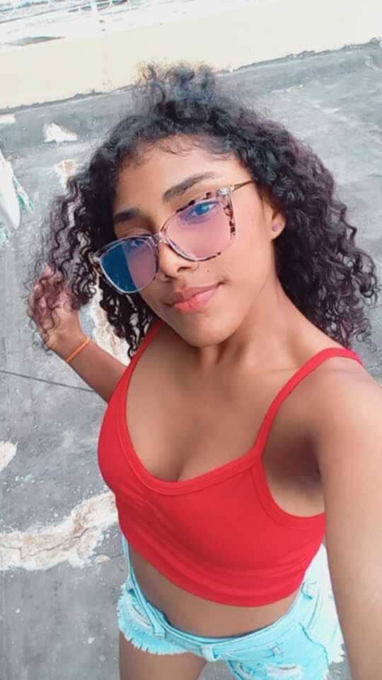 EmiSexy20