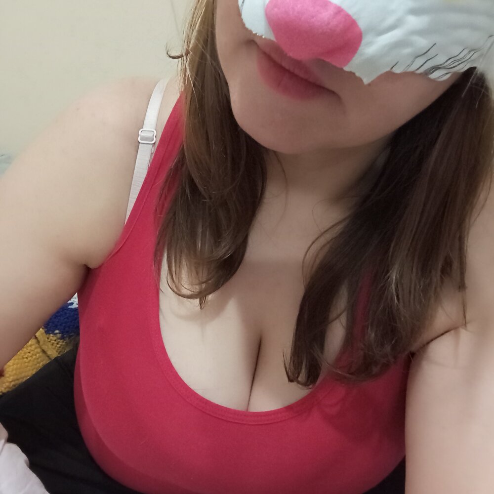 elif1993 🤩 nude chat