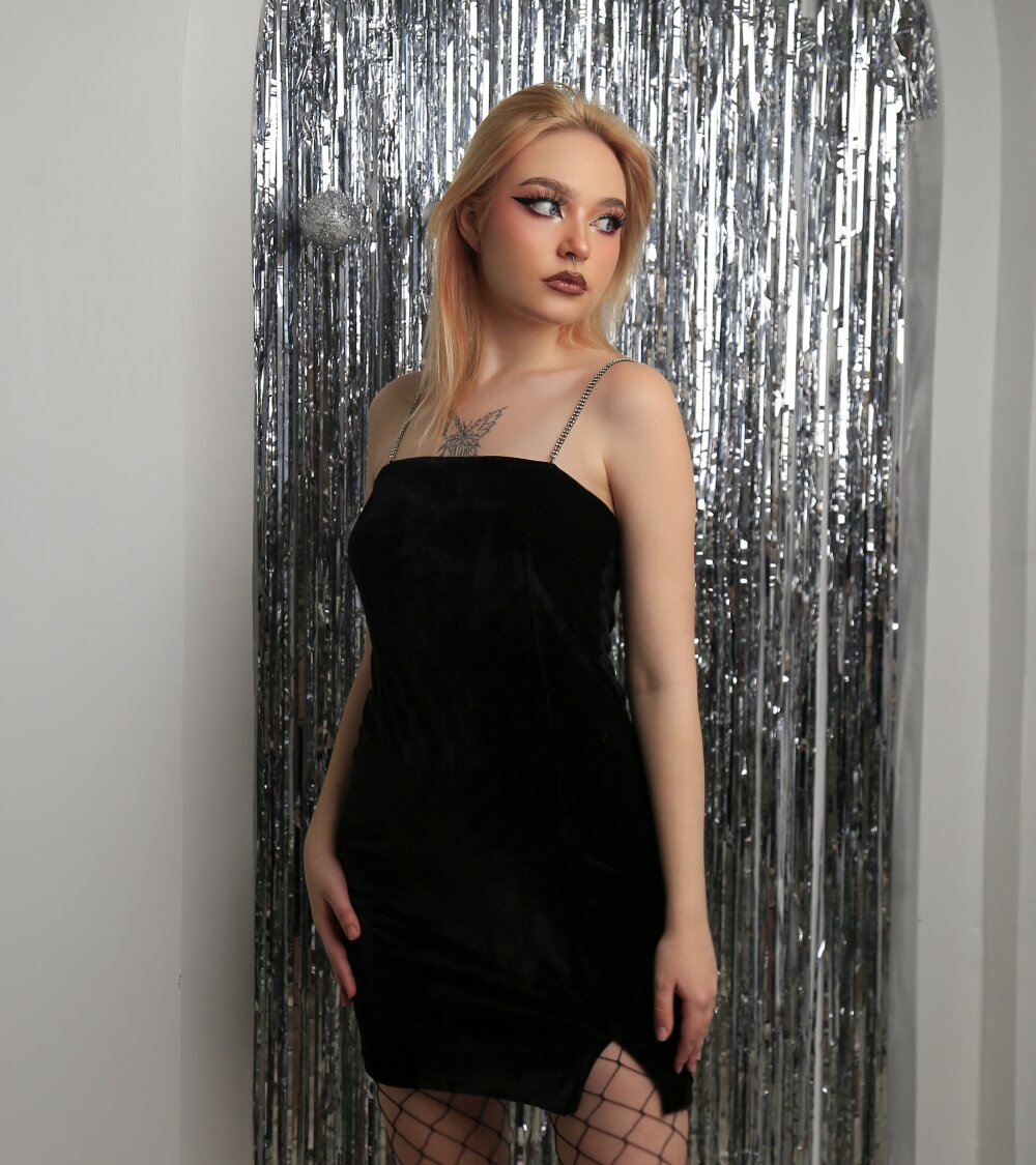 Live sex webcam photo for SiaPixie #289982036