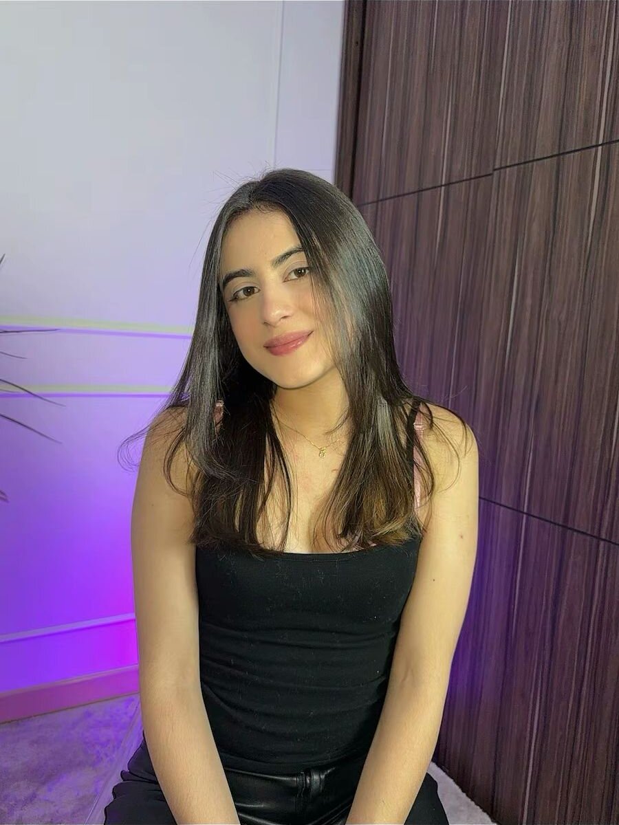 sexlivecamsites.com imsofi_kf livesex profile in in-a-rose-garden cams