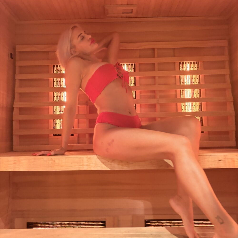 pornos.live alicedx livesex profile in maybe-we-are-neighbours cams