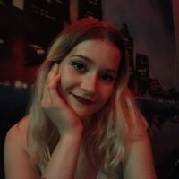 CrystleHeth's webcam live show