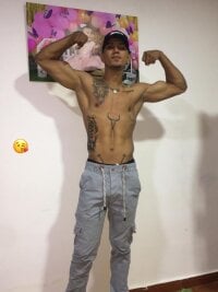 roy_connor's webcam live show