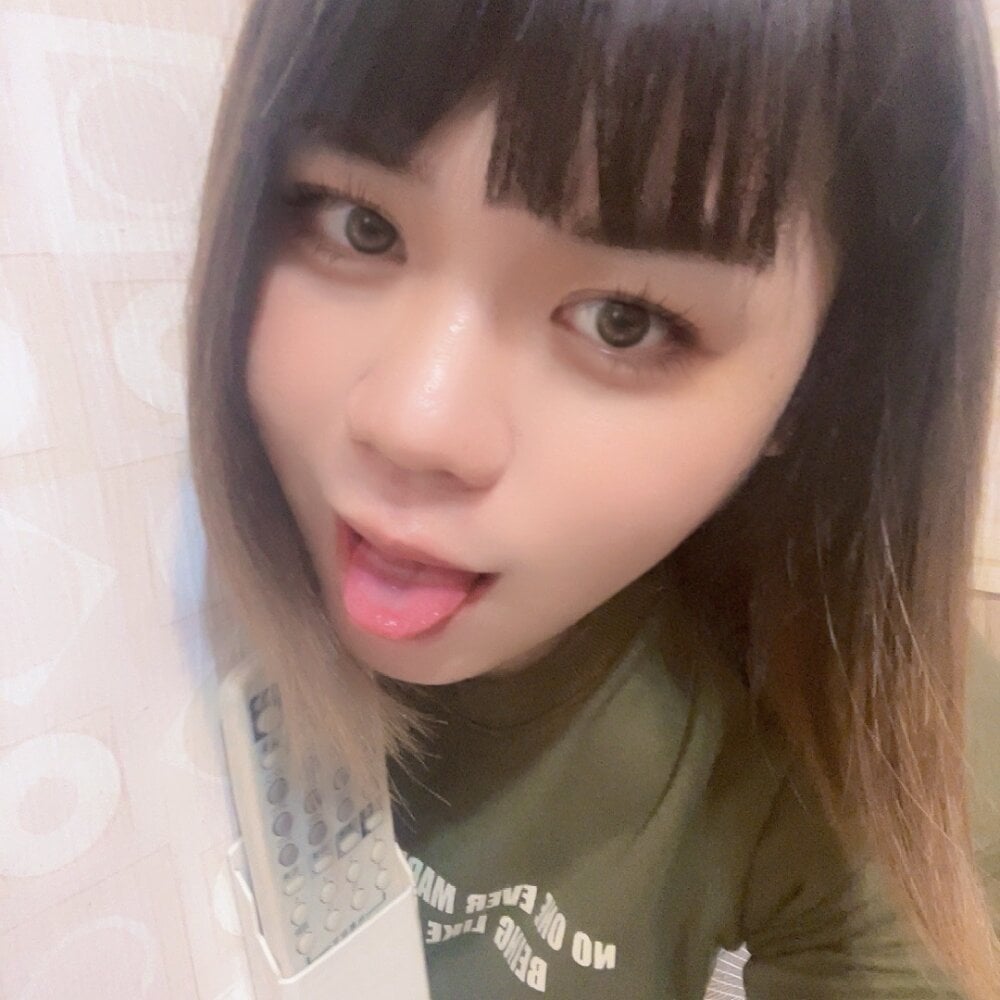 Live sex webcam photo for z_beier0903 #291527131