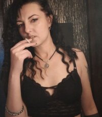 yara_roger's Offline XXX Chat