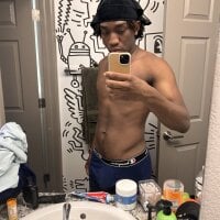Fazingbluntz's Offline Chat Room