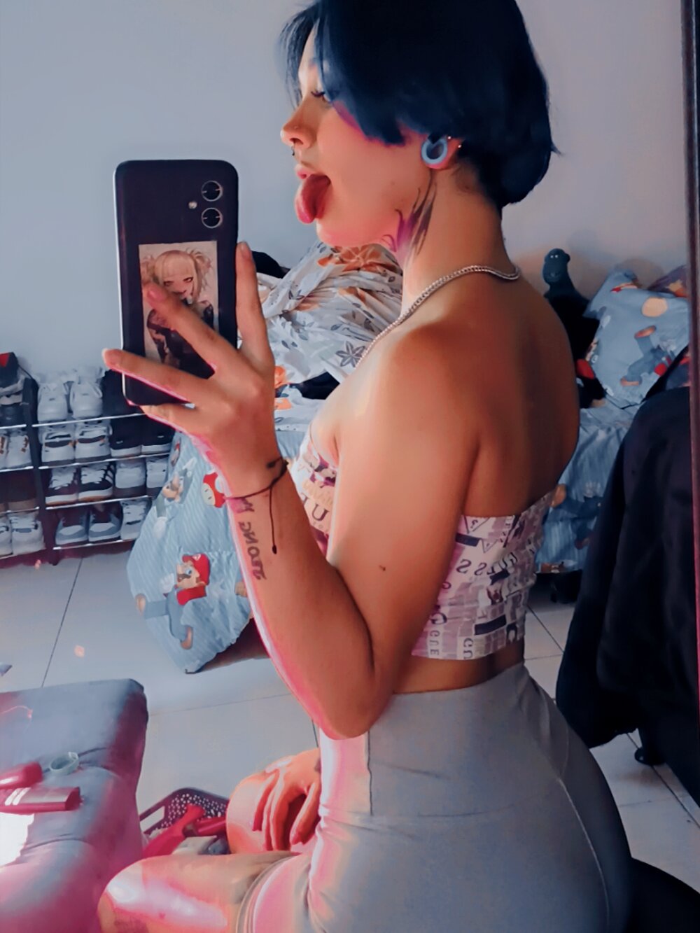 sharonsalazar webcam profile - Kirghiz