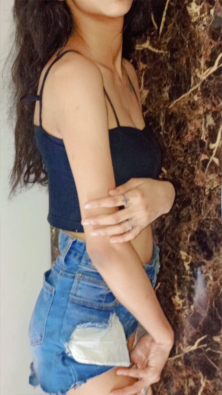RISHIKA_HOTTY