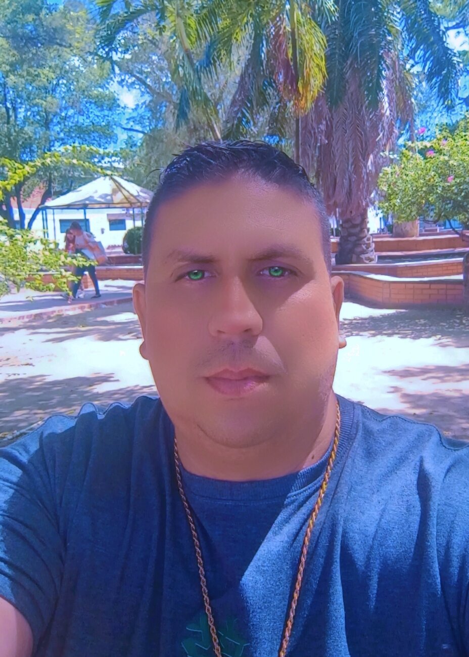 juancas38's Offline XXX Chat