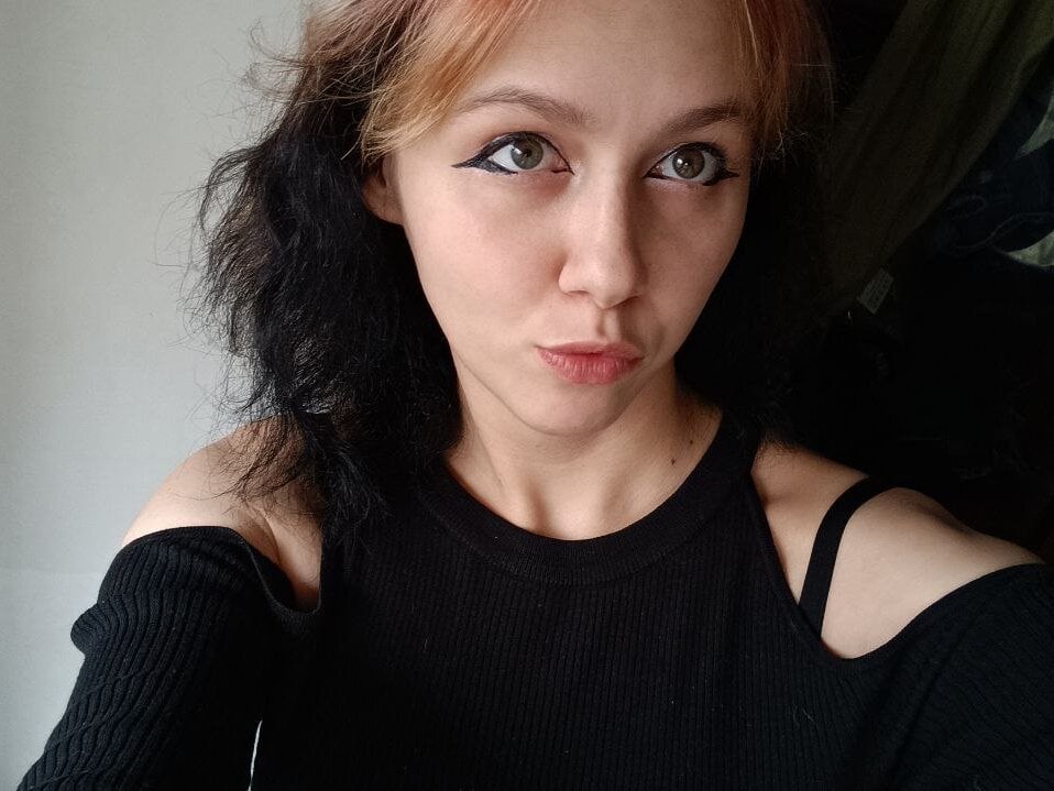 sexlivecamsites.com annahypn0sis livesex profile in english cams