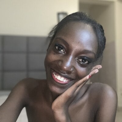 suhaila_suus - petite ebony