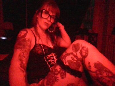 MamaFoxxx911 Female Bigassdoggystyle Live Cam Sex
