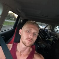 Justasavagehonestly's webcam live show