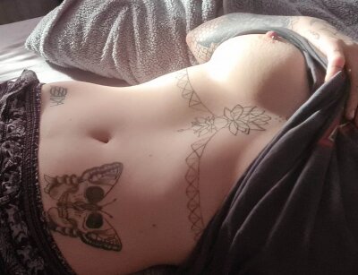 Holly6613 😬 free naked stream
