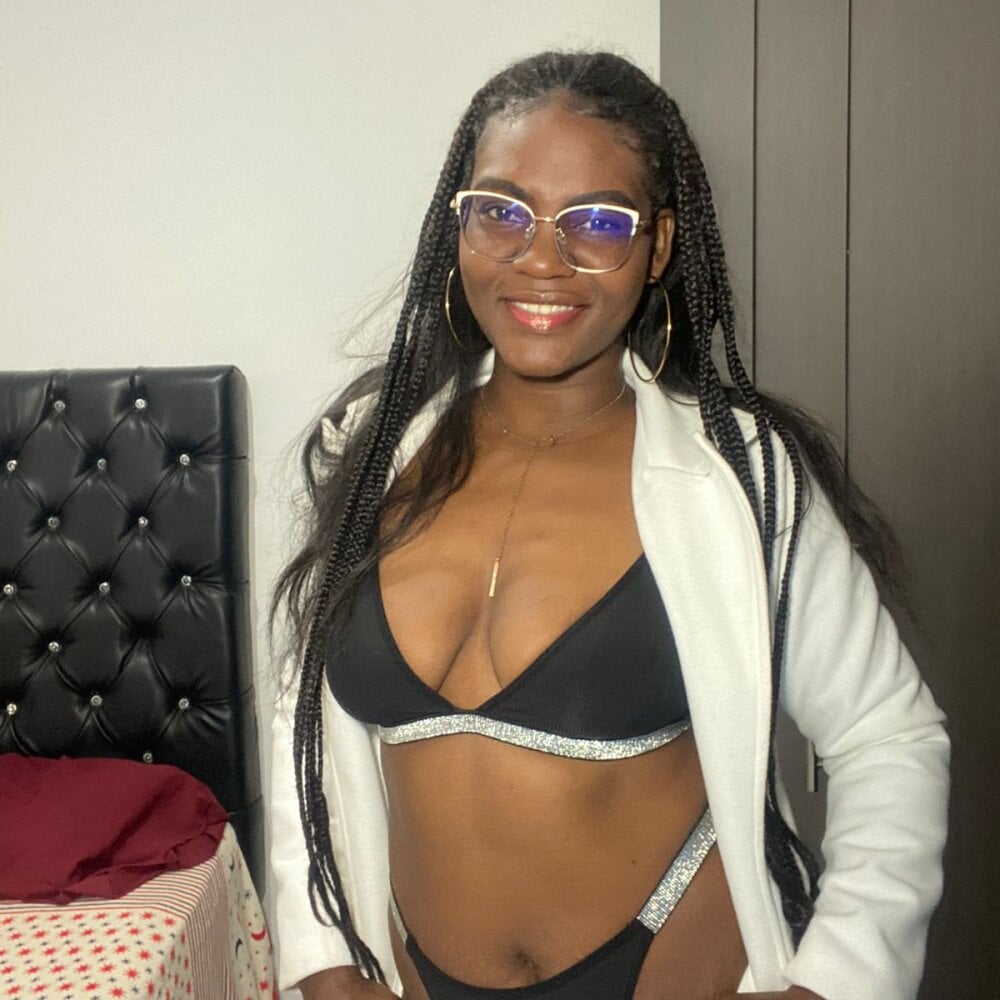 dulcee16 profile