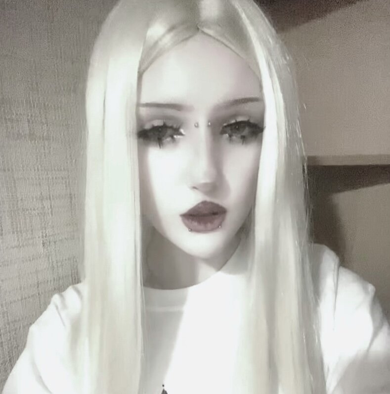 kris_tinika