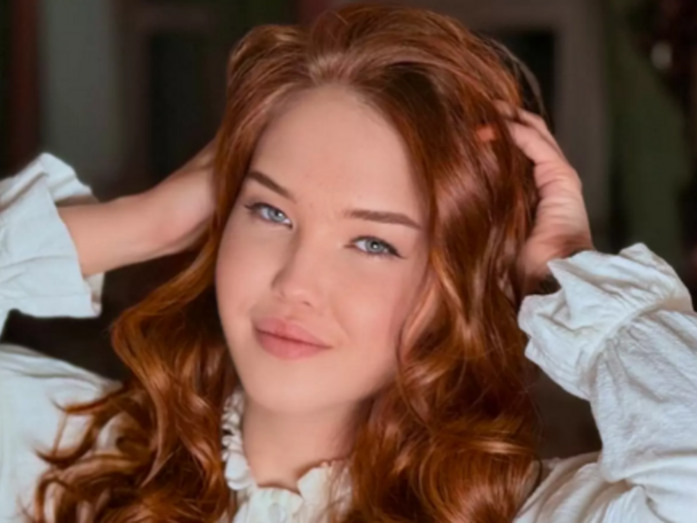 watchgirlcam.com patriciepalmer livesex profile in blue-eyes cams