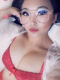 Asshake_Lily's Offline Chat Room