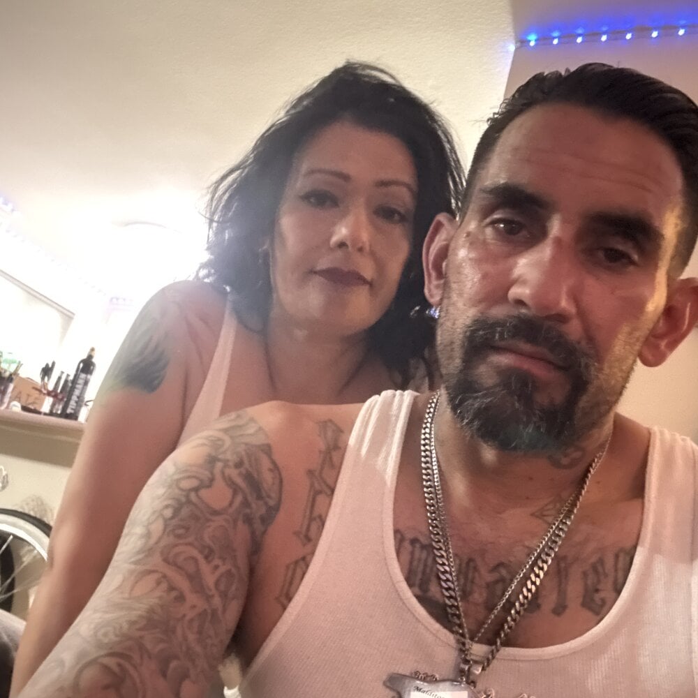 hornycouple818 profile